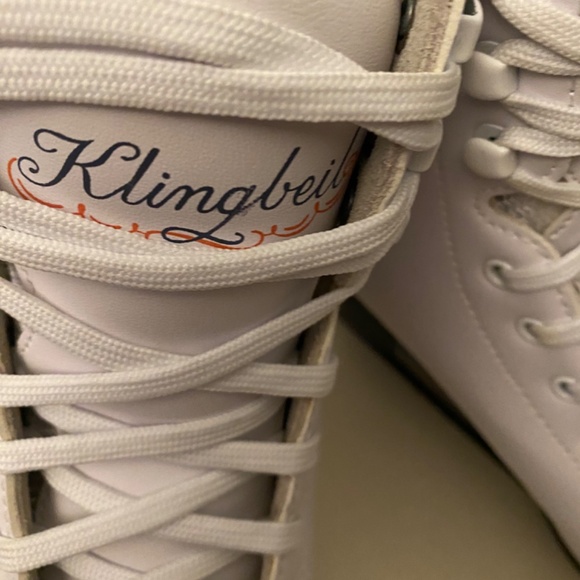 Klingbeil Ladies Figure Skates - Sasha Cohen Autographed - Ladies size 6.5- NEW! - Picture 5 of 11